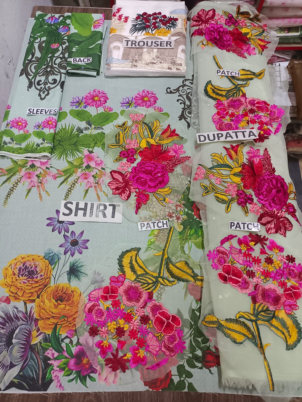 Lawn 3 Piece Embroidered Dress - 109