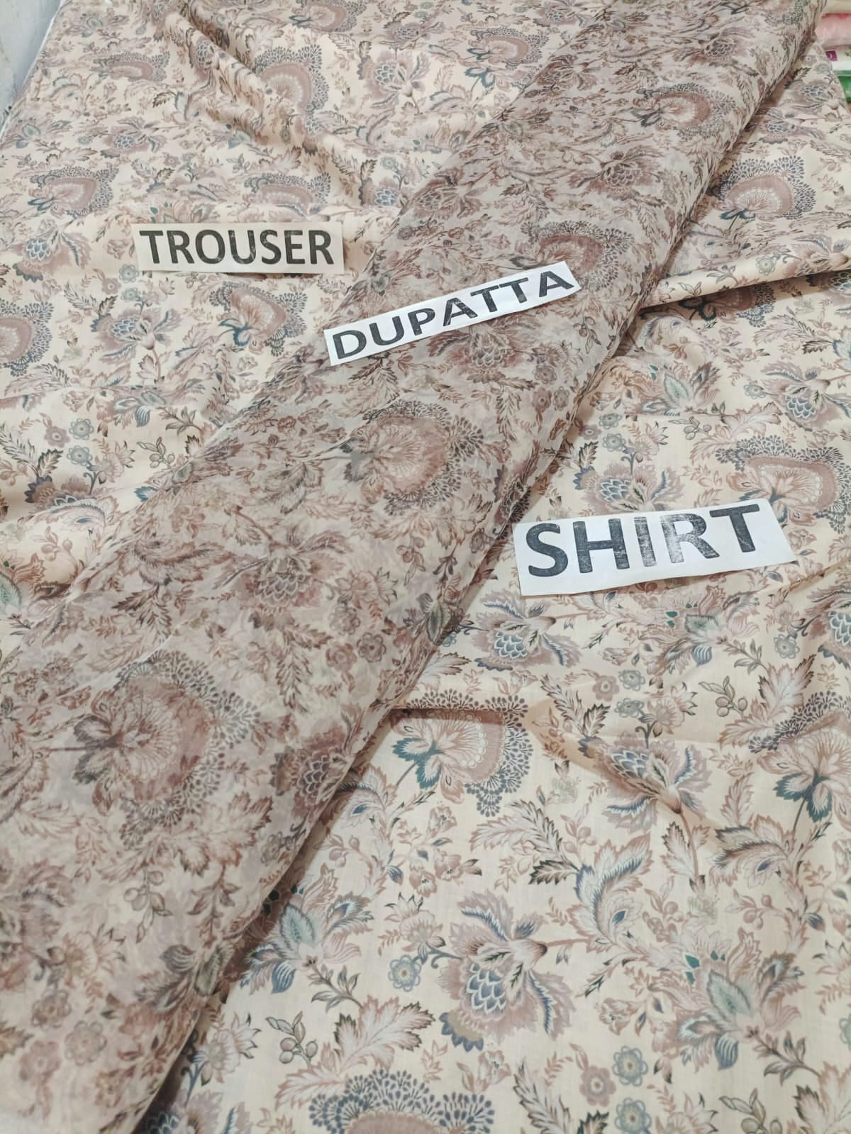 Lawn 3 Piece Printed Dress – 122