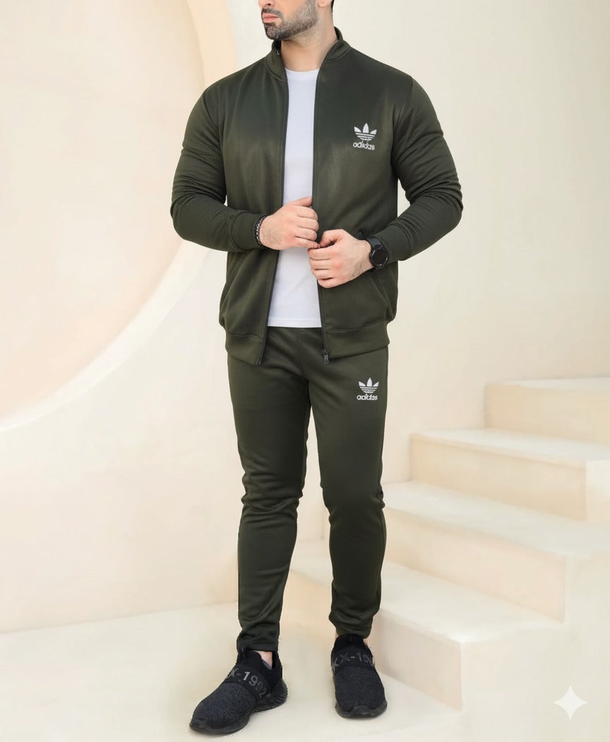 🧥 Men’s Premium Micro Fleece Tracksuit – Stay Warm, Stay Stylis
