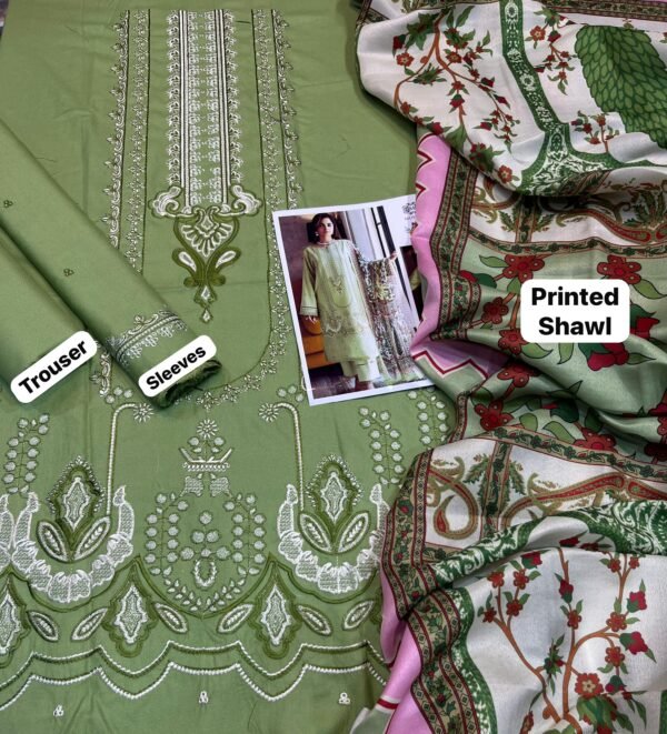 Mushq Luxury Dhanak 3-Piece Suit with Pashmina Shawl – Winter 2025 Hot Collection - Image 5