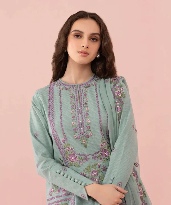 Sapphire Luxury Dhanak 3-Piece Suit with Embroidered Shawl – Winter 2025 Hot Collection - Image 3