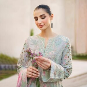 💫 Iznik Winter Charm – Khaddar Collection 2K25