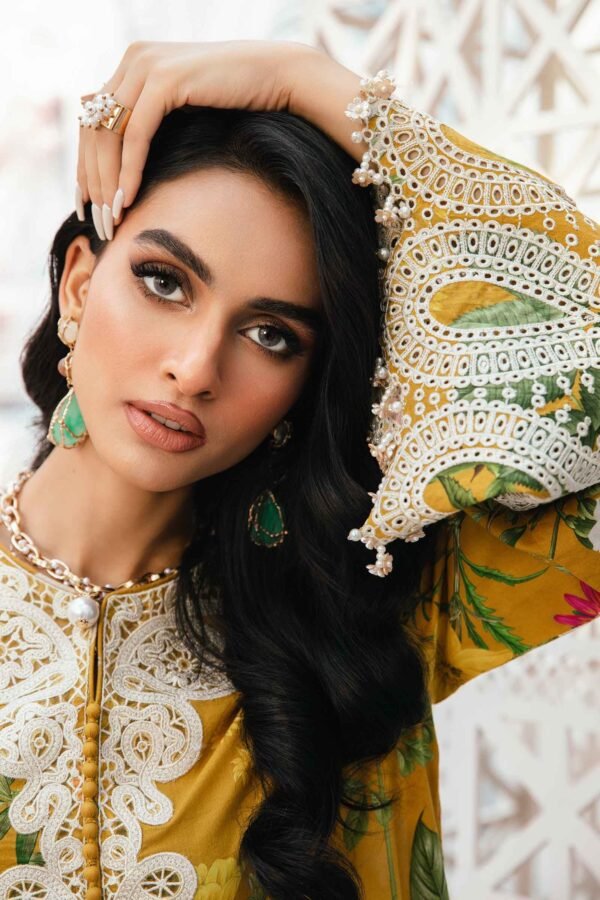 💎 Maria B Winter Aura – Khaddar Collection 2K25 - Image 6
