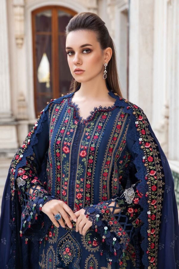 💎 Maria B Winter 2025 Hot Collection on Dhanak ❄️ - Image 10