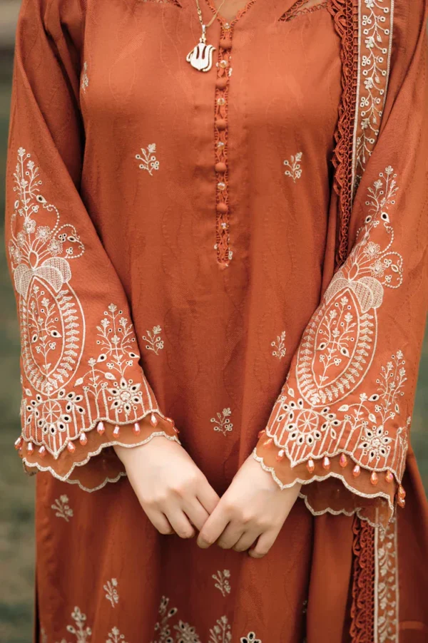 ❄️ Libas Winter 2025 – Dhanak Elegance Collection ☀️ - Image 7
