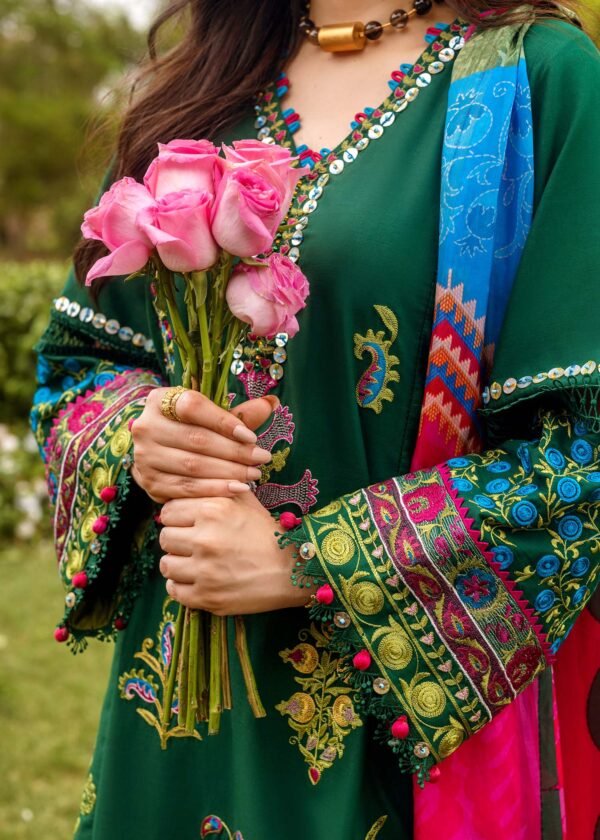 ❄️ Zara Shahjahan Winter 2025 – Dhanak Pashmina Edition ☀️ - Image 3